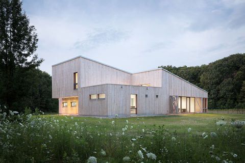 Warren Woods exterior