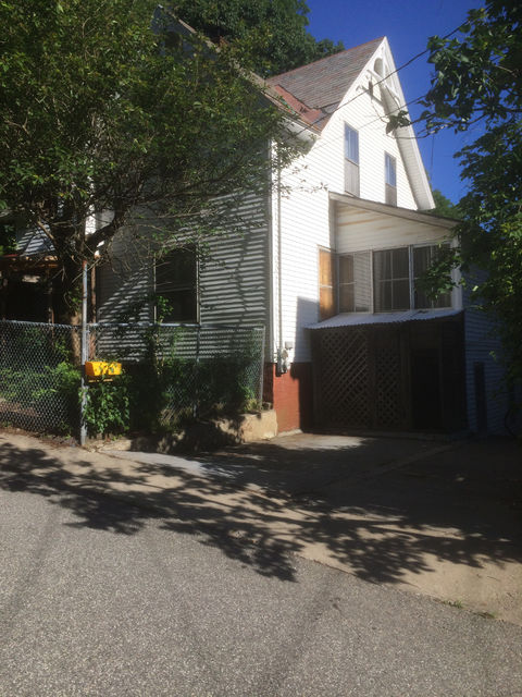 Photo of the house in Brattleboro at  81 Chapin Street